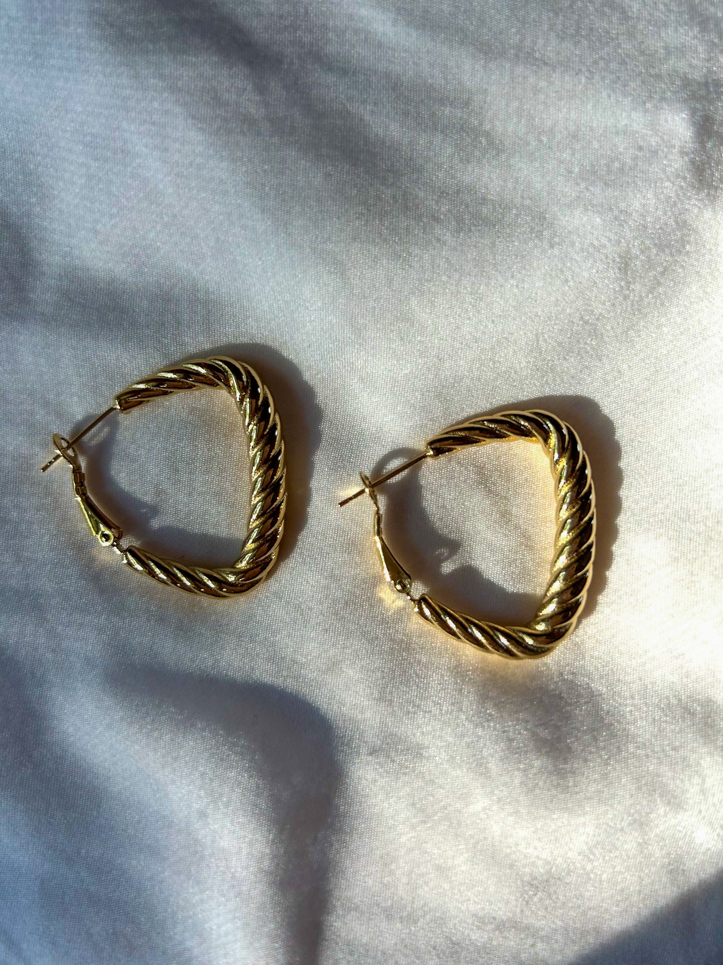 Paulin Hoop Earrings