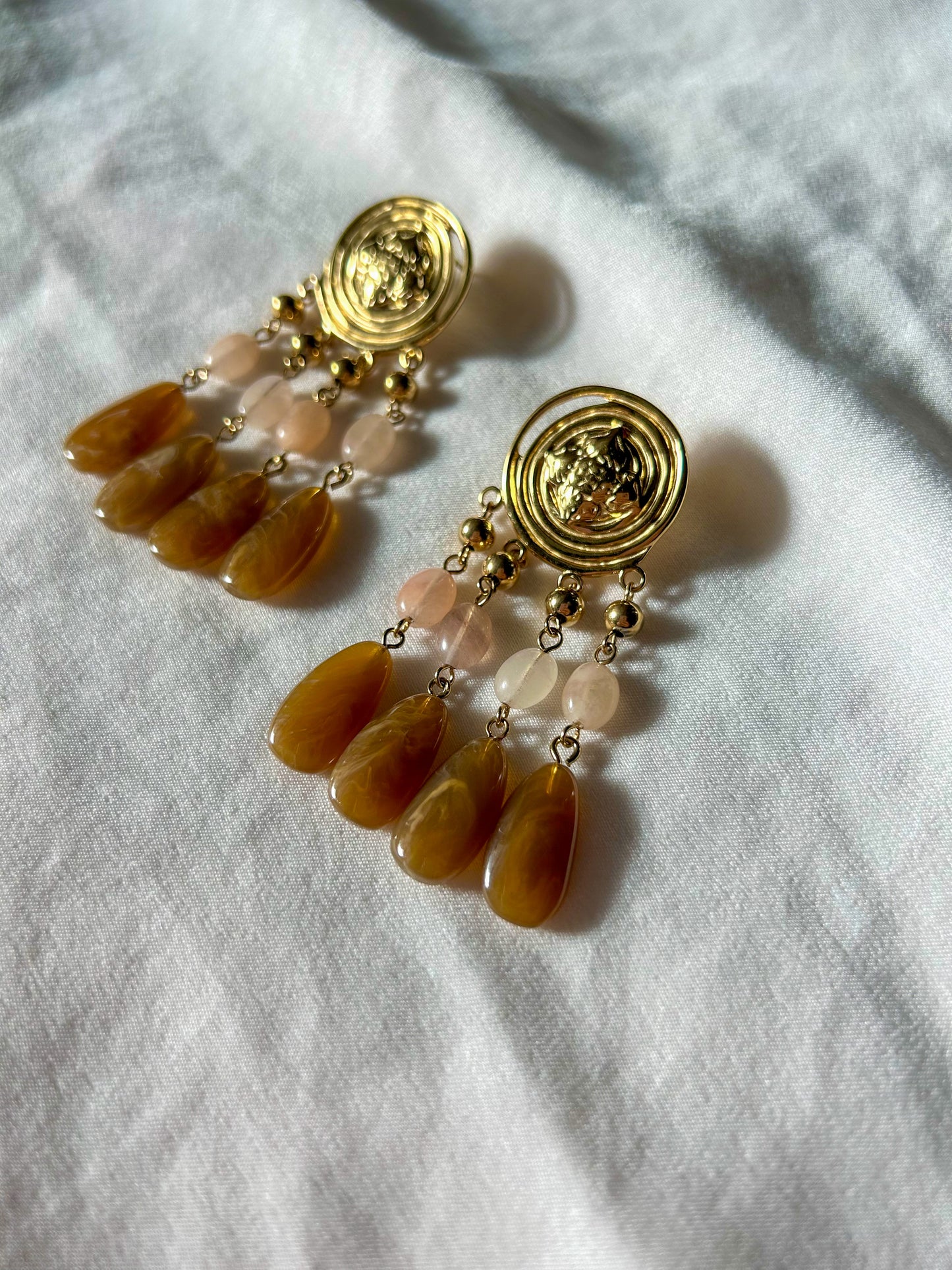 Kaya Earrings (Nude)