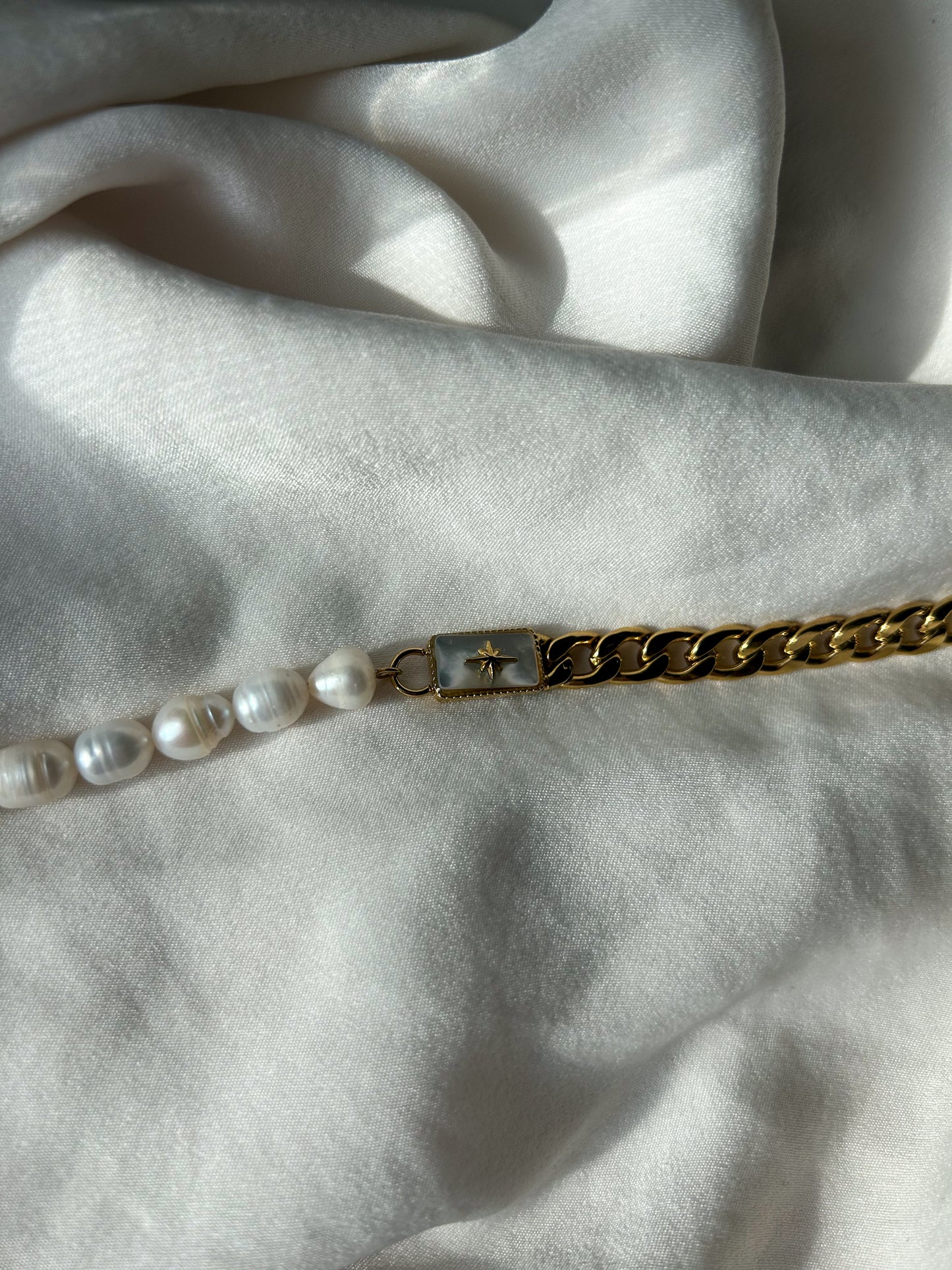 Gold Pearl Necklace with White Mother of Pearl Stone