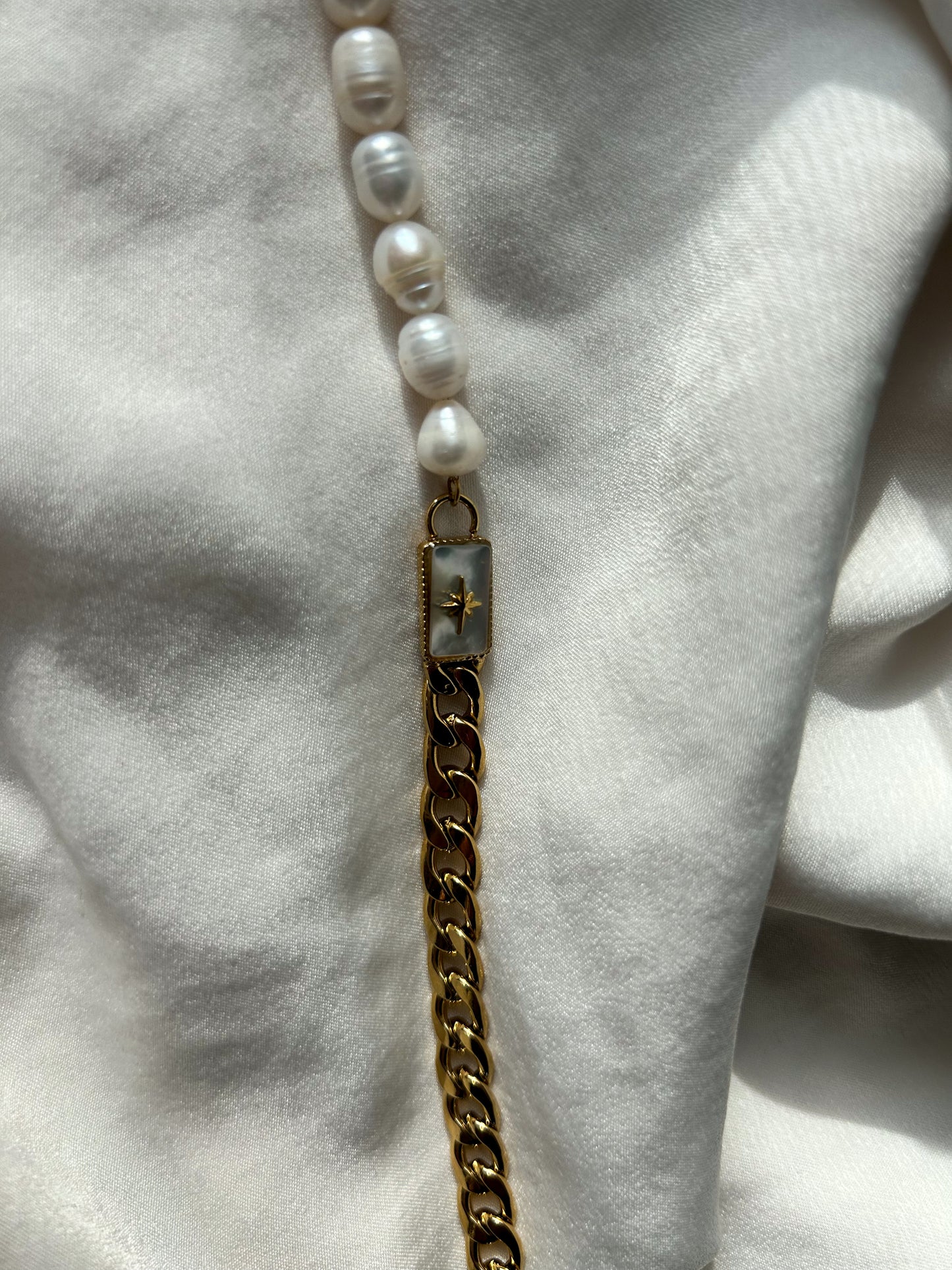 Gold Pearl Necklace with White Mother of Pearl Stone