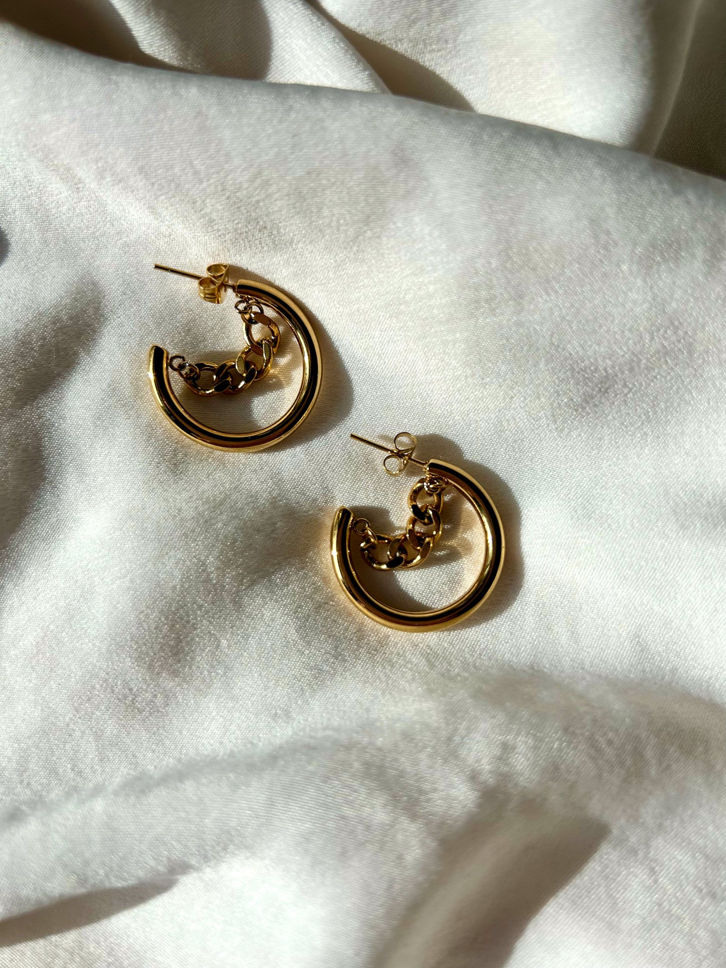 Golden Zaza Hoop Earrings