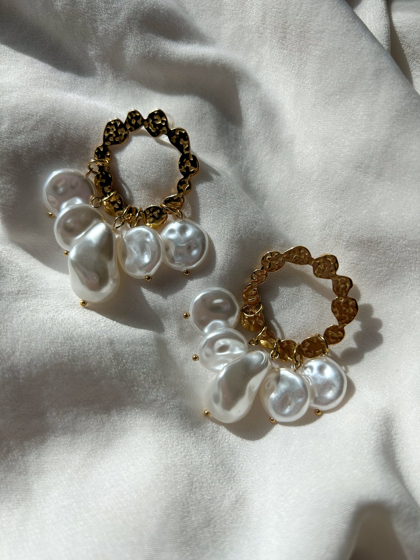 Nest Earrings Gilded With Freshwater Pearls