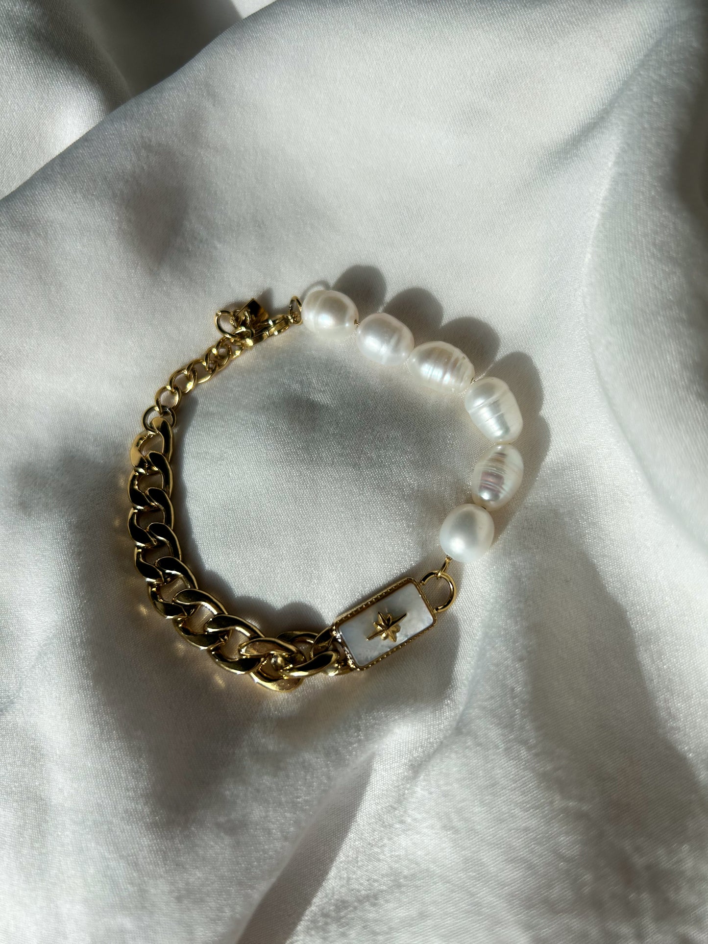 Golden Pearl Bracelet