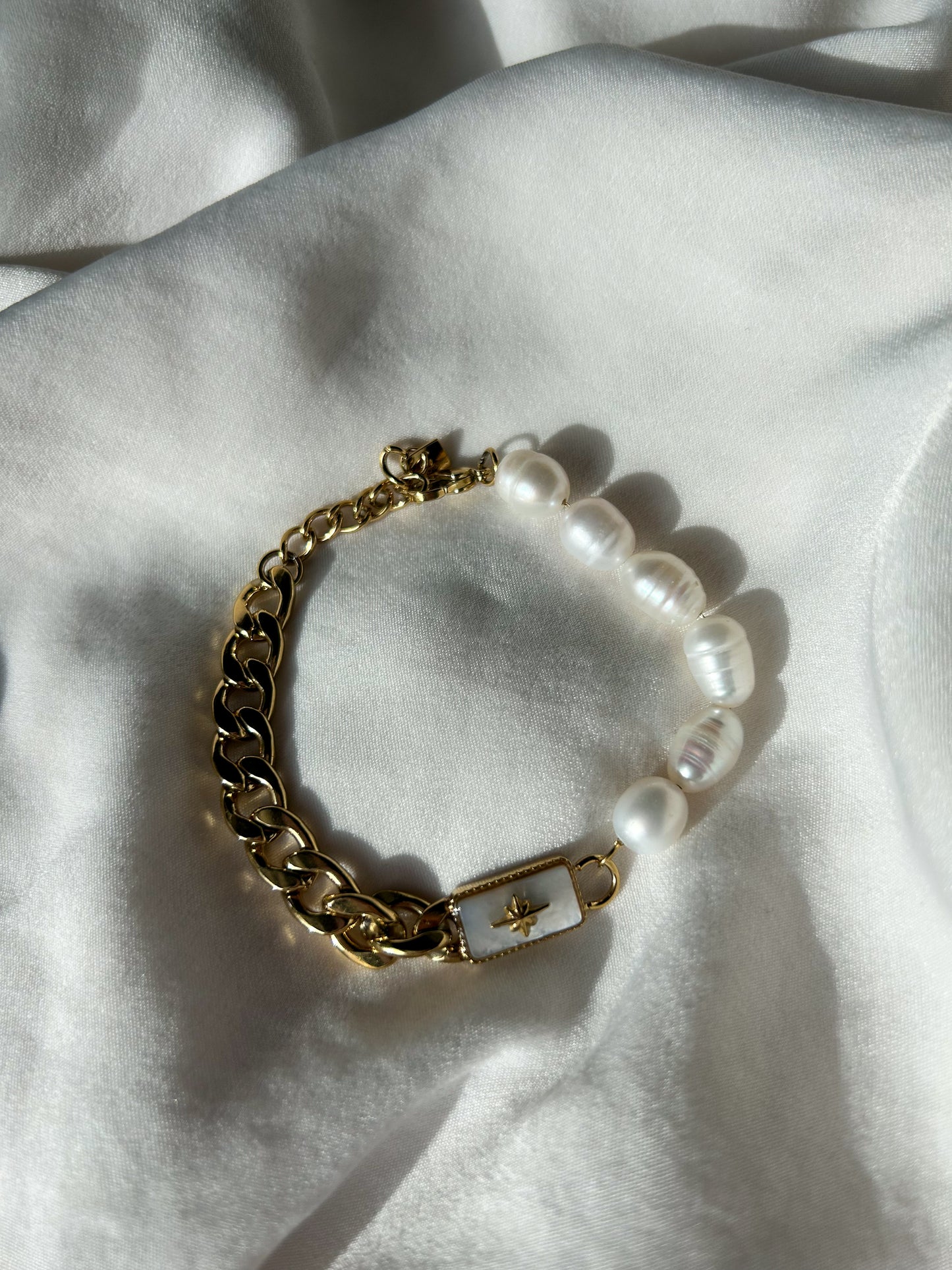 Golden Pearl Bracelet