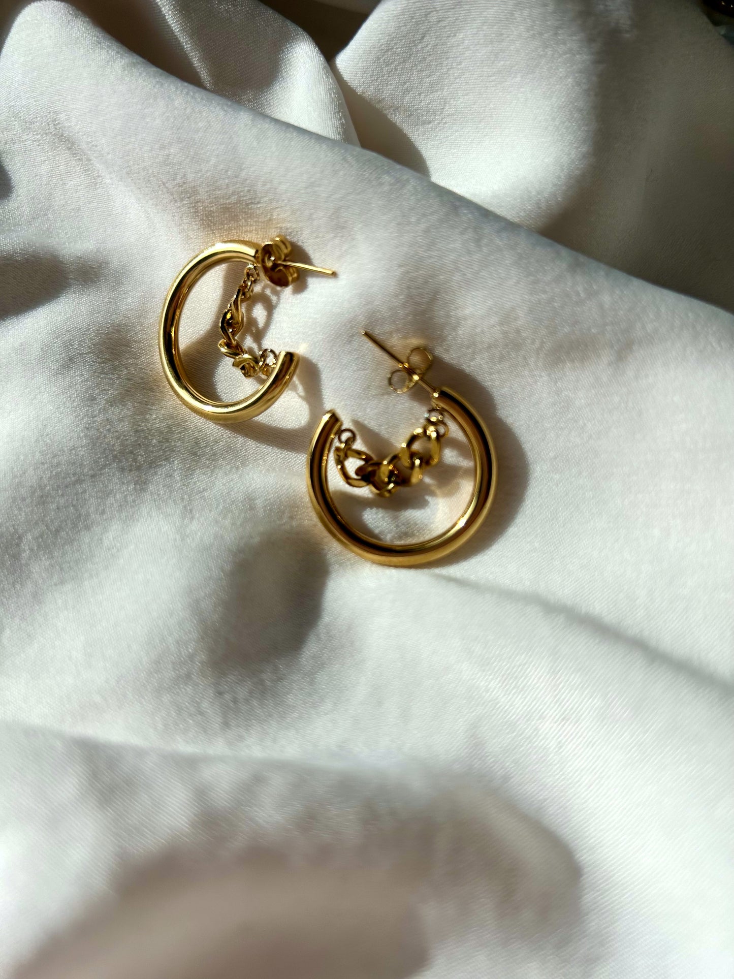 Golden Zaza Hoop Earrings